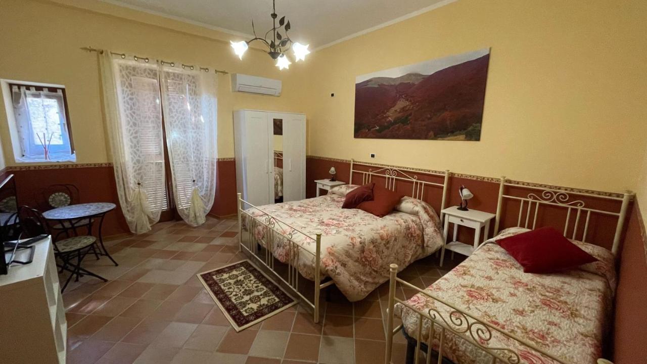 Apartament Casa Vacanze Da Anna Sulmona Zewnętrze zdjęcie